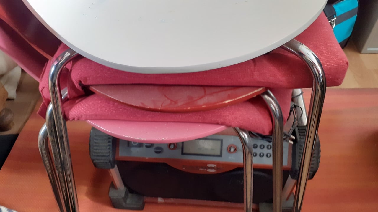 4 x Eetkamerstoelen met extra losse kussens & Zit-zak