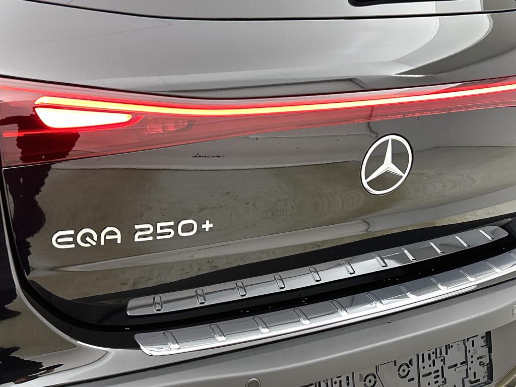 Mercedes-Benz Eqa 250+ business solution amg 71 kwh | nightpakket | panoram