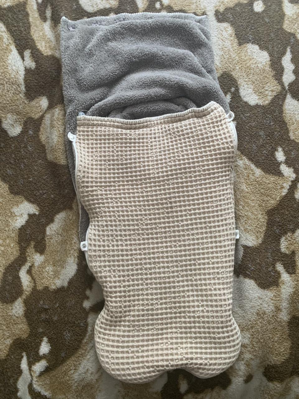Maxi Cosi Pebble met regenhoes en voetenzak