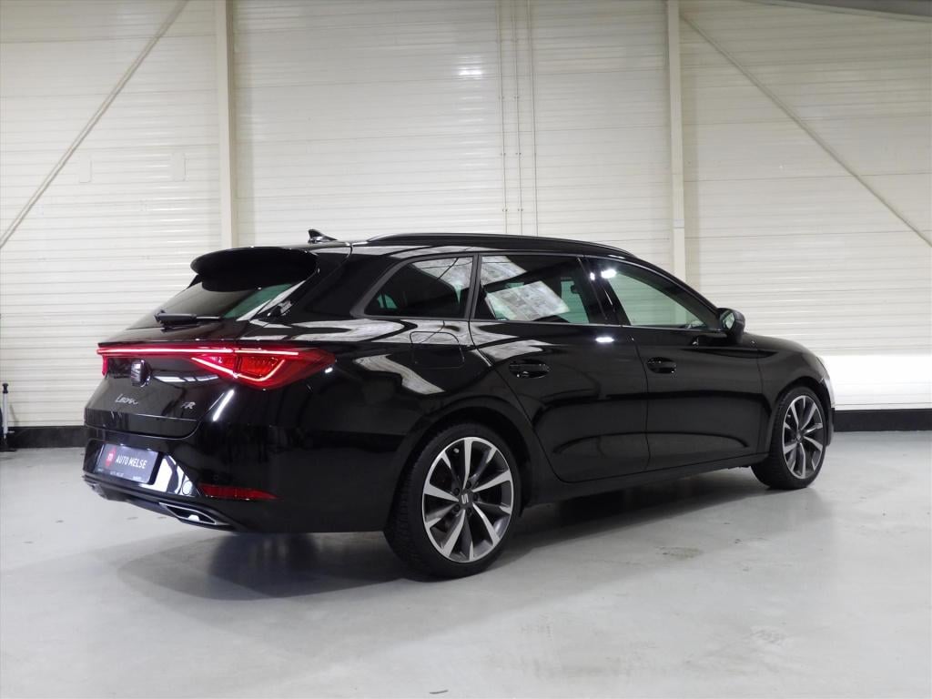 Seat Leon sportstourer 1.5 tsi 150pk fr business intense