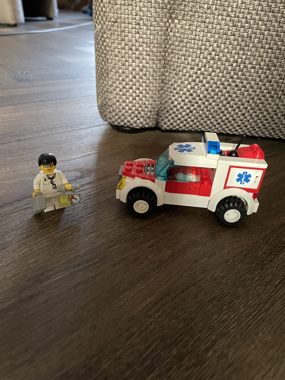 Lego City: Doktersauto 7902