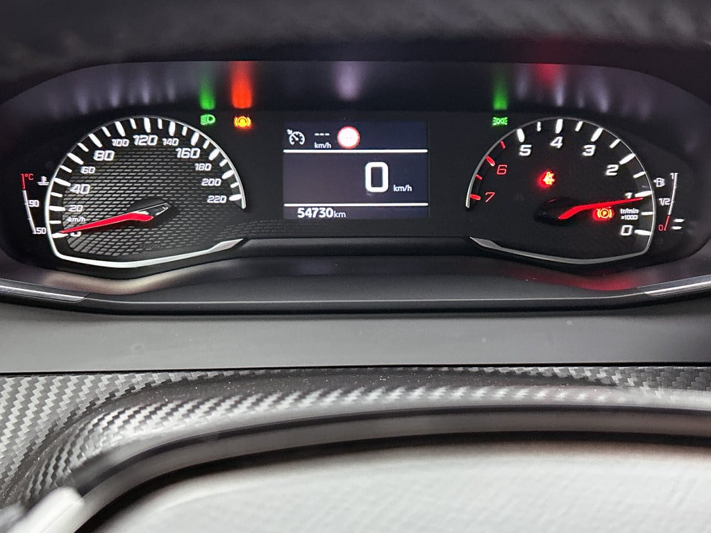 Peugeot 2008 100 pk allure pack premium | rijklaar | navigatie | 360 camera