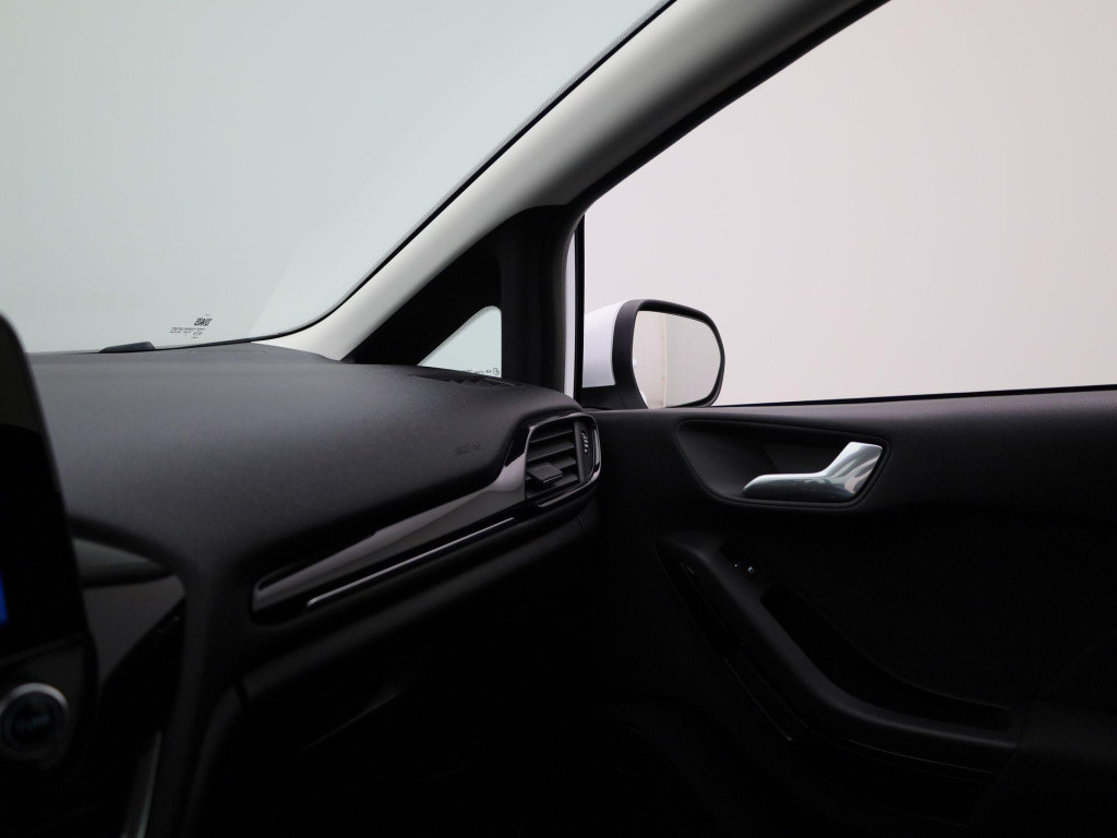 Ford Fiesta 1.1 trend ac | parkeersensoren | apple carplay | elek. spiegels