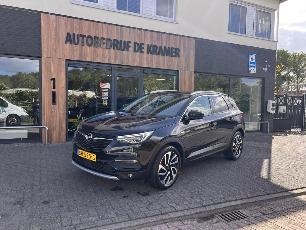 Opel Grandland X 1.2 turbo innovation