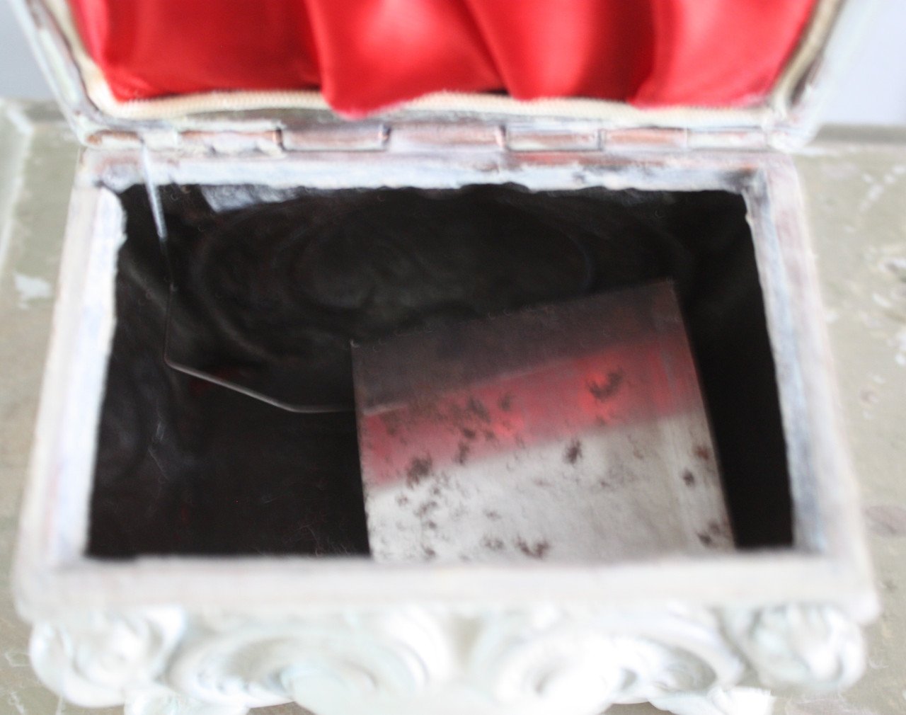 Metalen uziek doos barok print