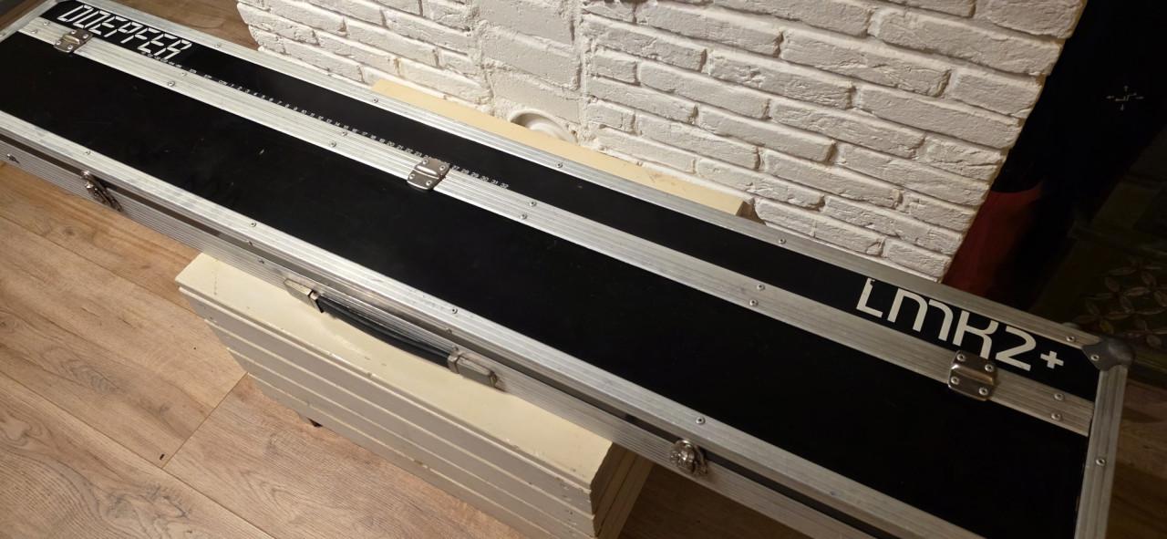 Roland JV 1010 synthesizer en Doepfer LMK2+ Piano