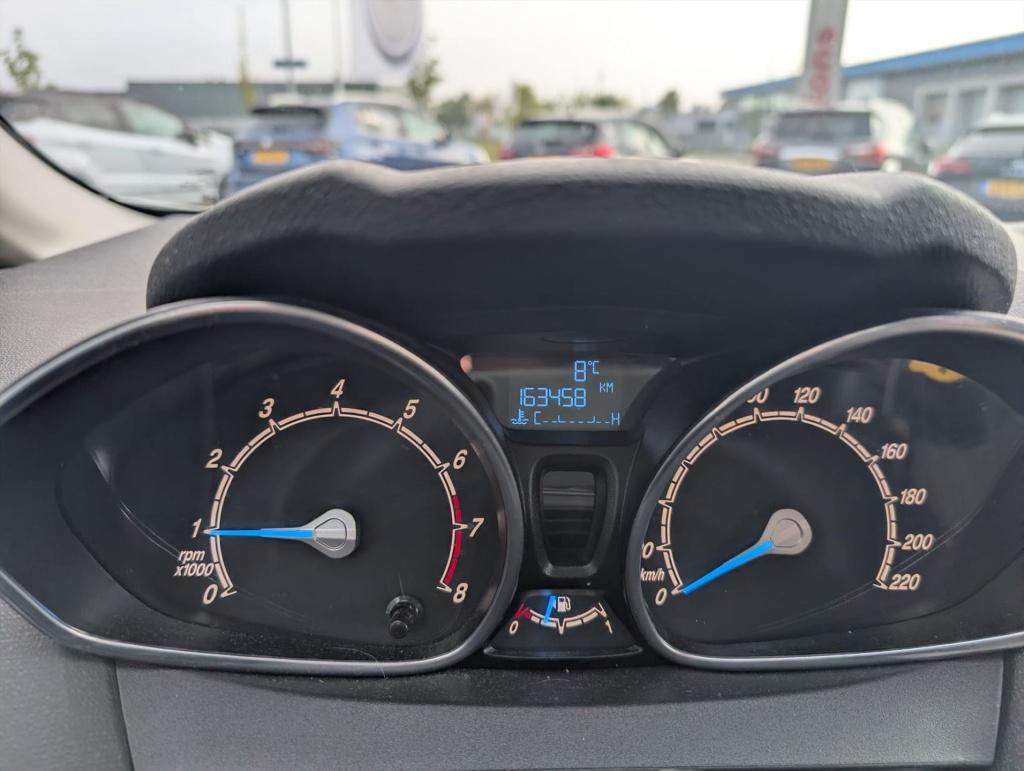 Ford Fiesta 1.0 ecoboost 100pk 5d titanium , cruise controle , trekhaak