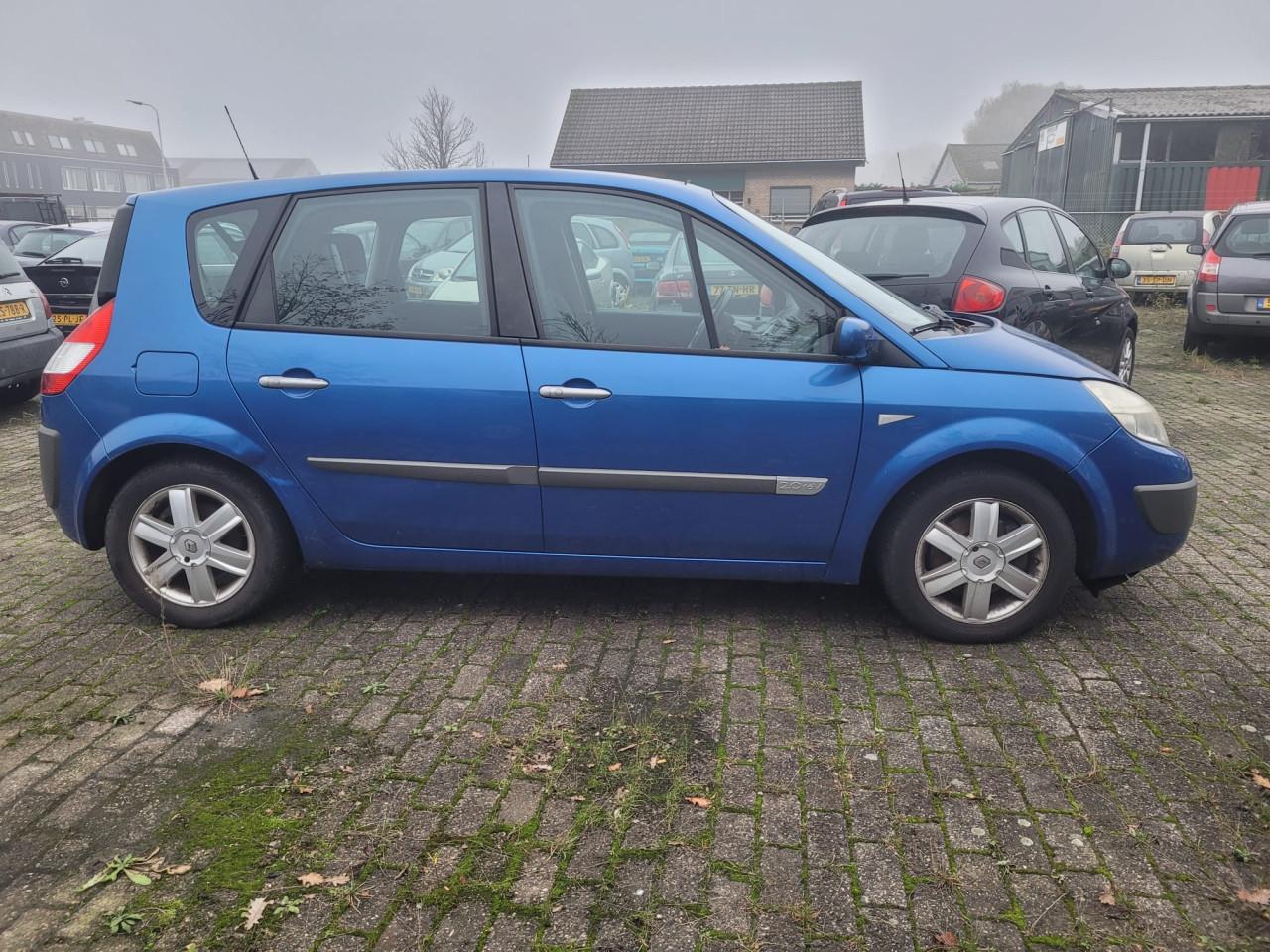 Renault Scenic II Mpv 2.0-16 V Apk 19-4-2026