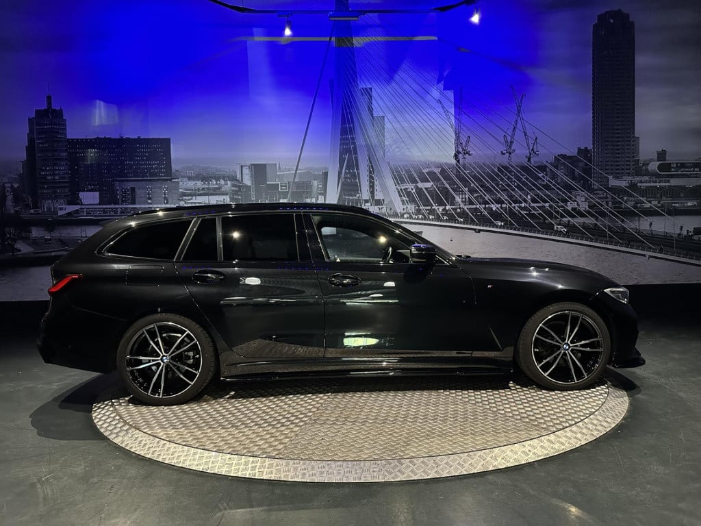 BMW 3-serie touring 320i high executive m-pakket *pano*hud*