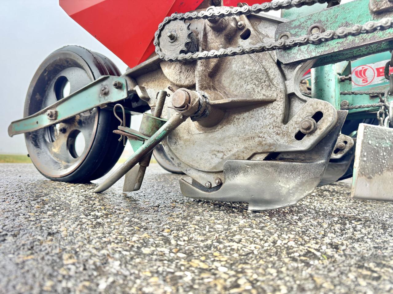 Vicon 6 rijer bietenzaaier 6x50cm