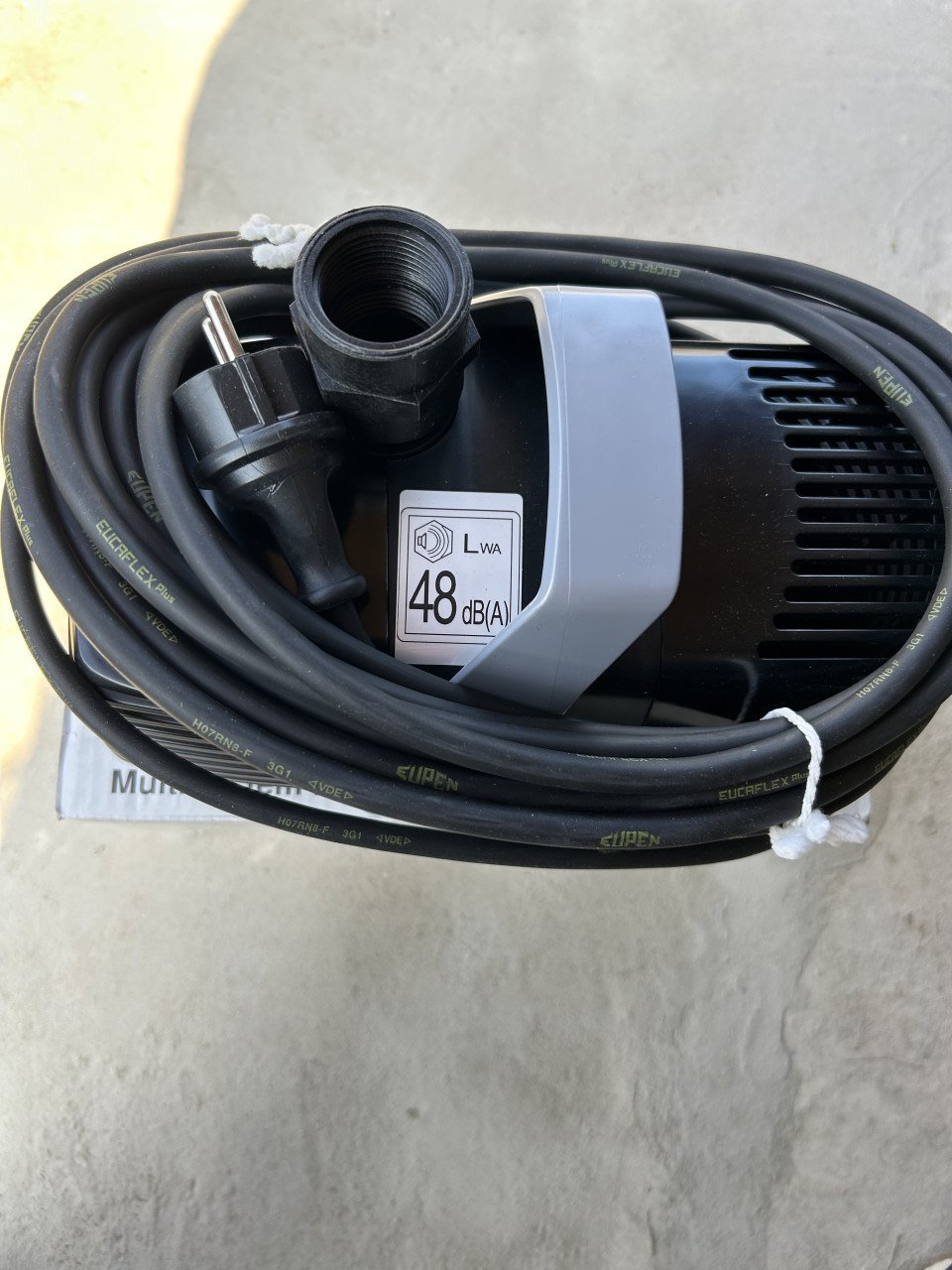 Te koop nieuw in doos Messner mpf 6000 sterke en zuinige Vijverpomp en 6000