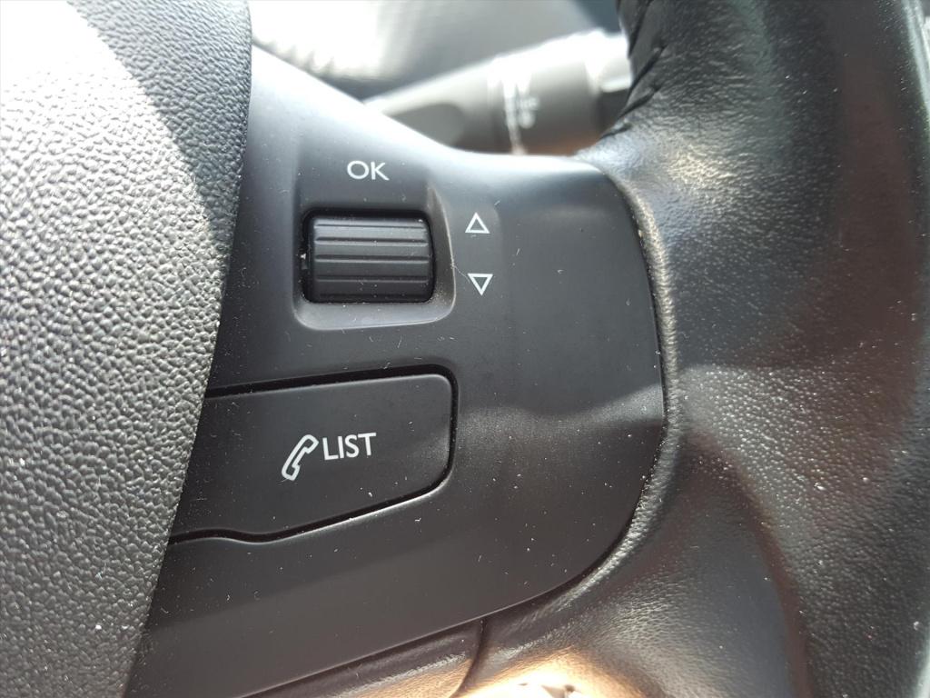 Peugeot 2008 blue lion 1.2 puretech-110pk navigatie | cruise control | airc