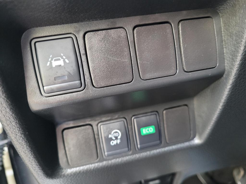 Nissan Qashqai 1.2 tekna automaat panoramadak 360 camera navi. leder. led.