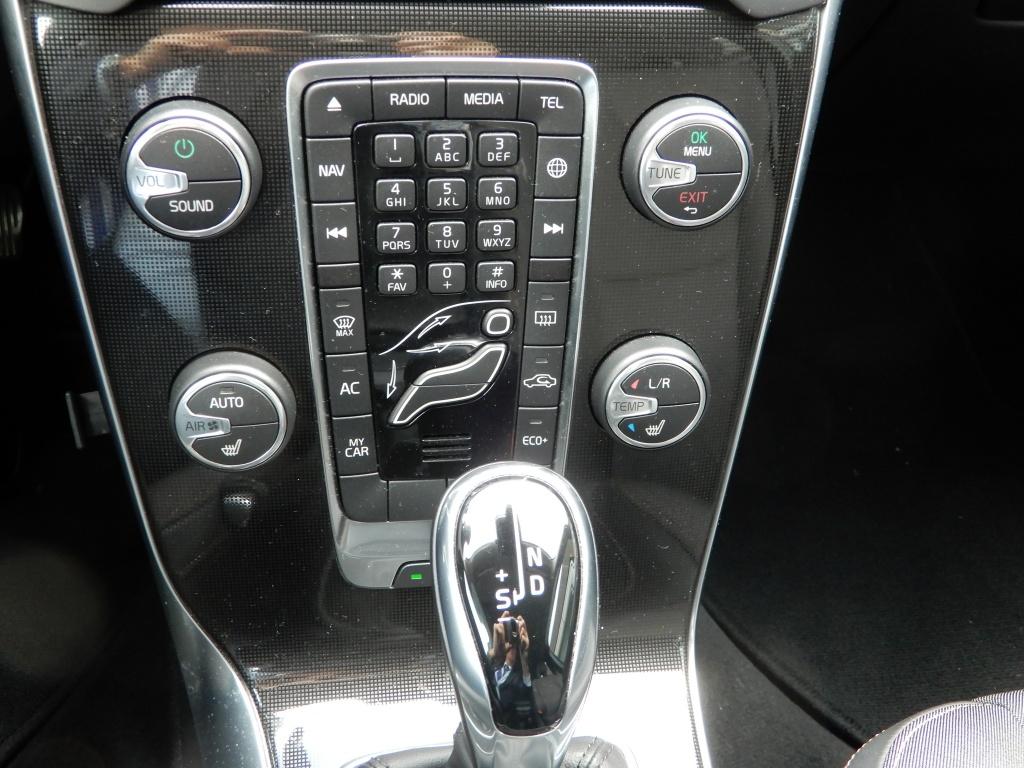 Volvo V40 cross country 1.5 t3 nordic+ | nl auto | lage km stand | dealer o