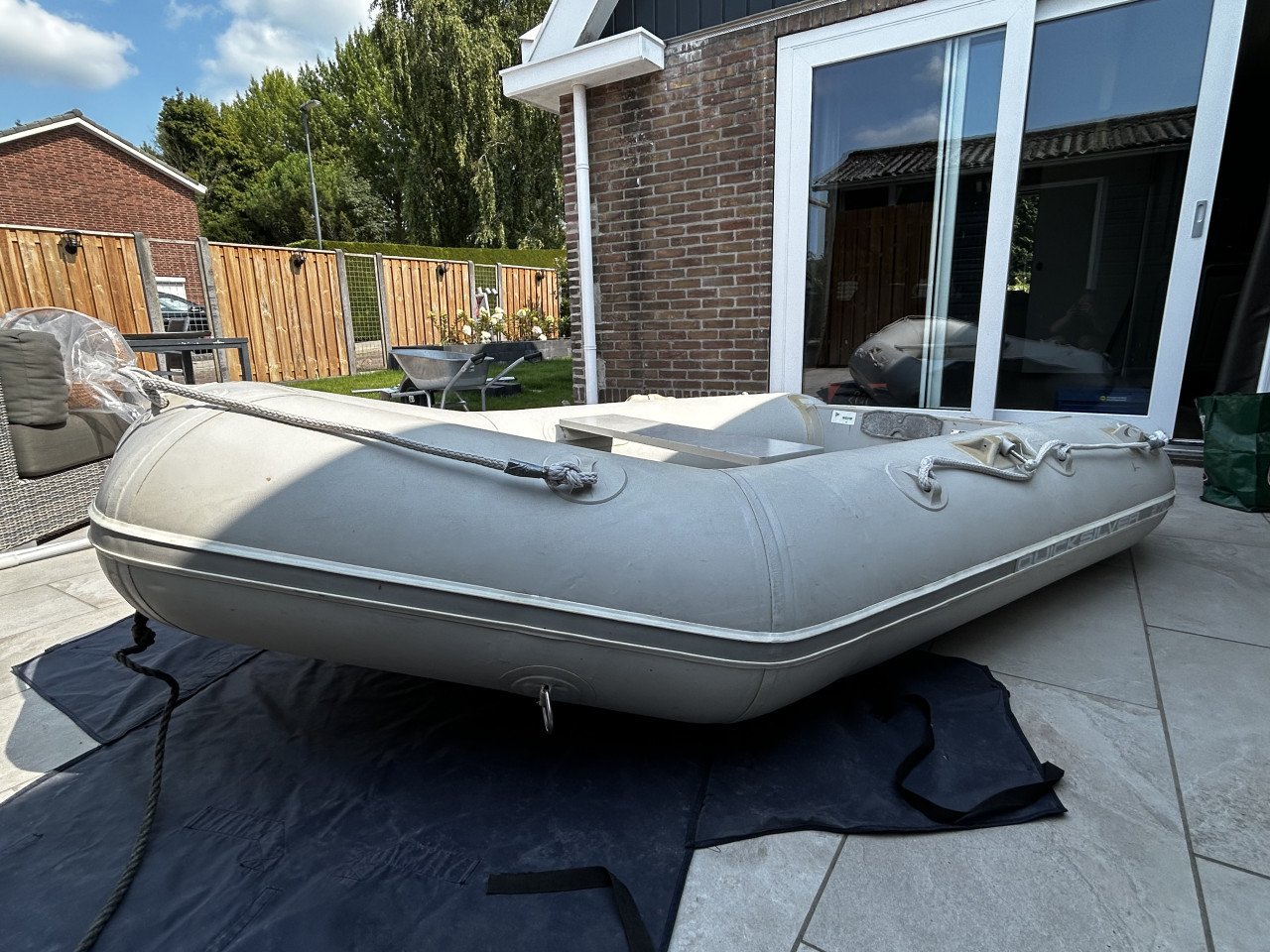 Rubberboot met motor