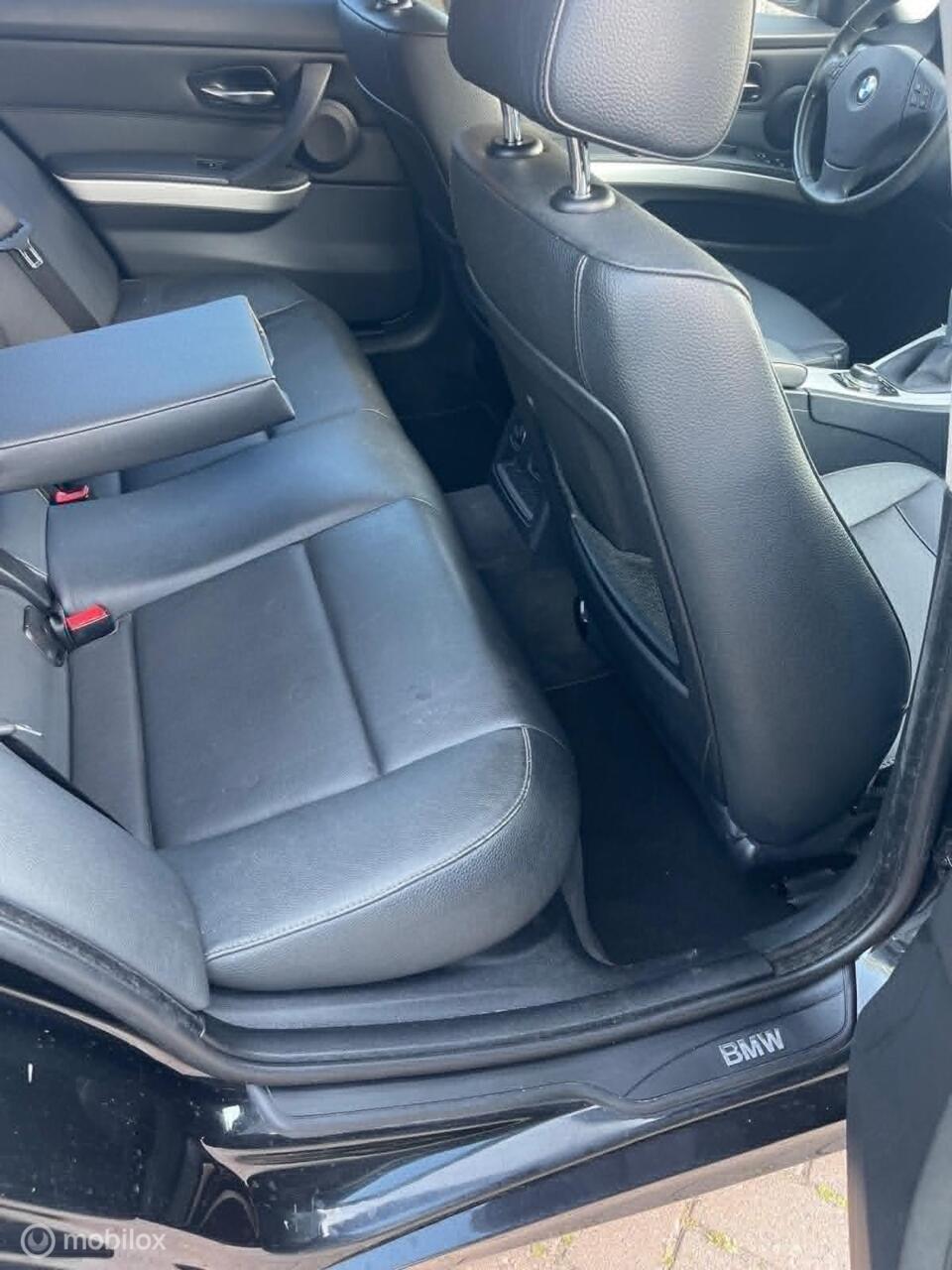BMW 3-serie touring 318i business line