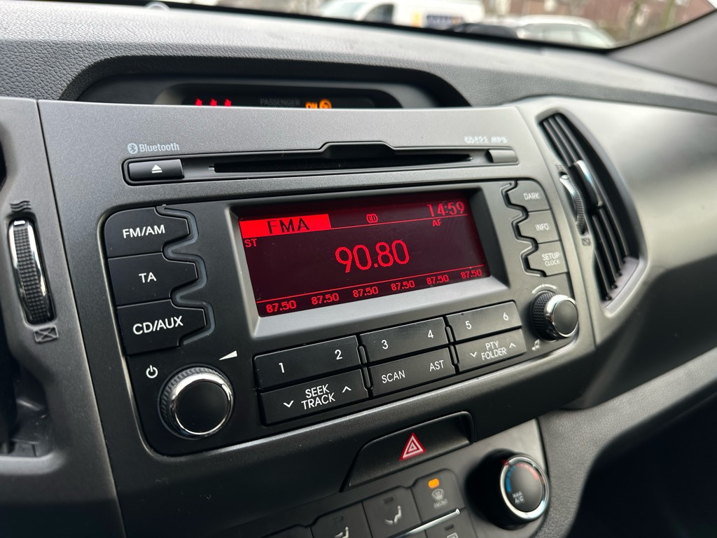 Kia Sportage 1.6 gdi x-tra // grote beurt + 4 nieuwe banden gehad //