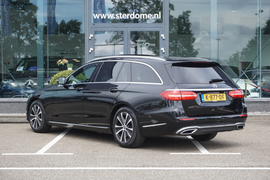 Mercedes-Benz E-Klasse estate 200 premium luxury l panorama dak l massage l