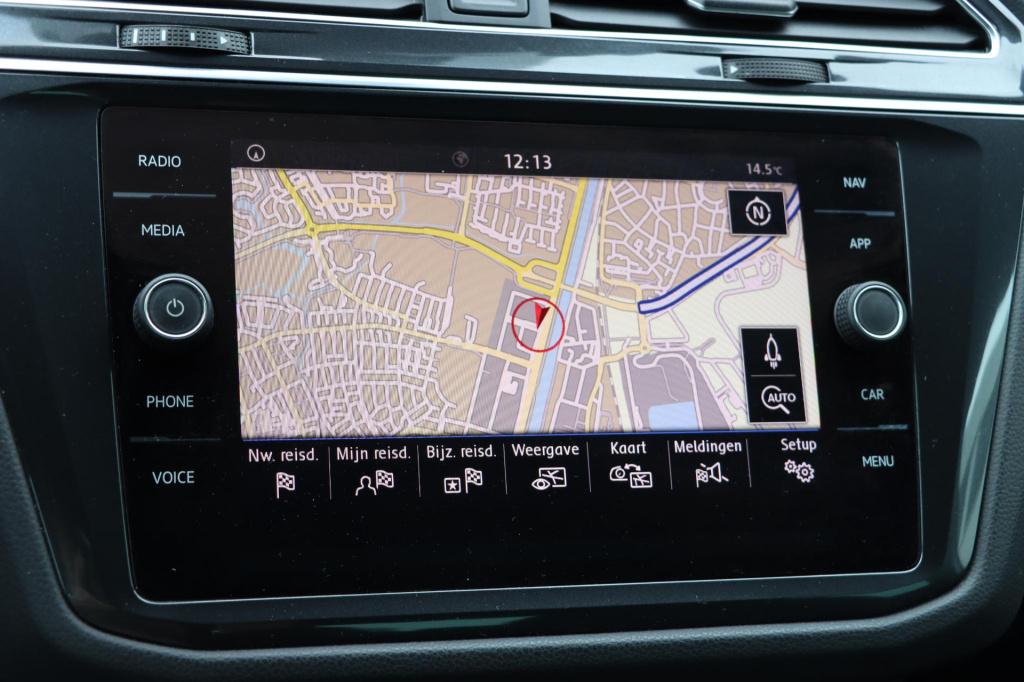 Volkswagen Tiguan 1.4 tsi comfortline business r