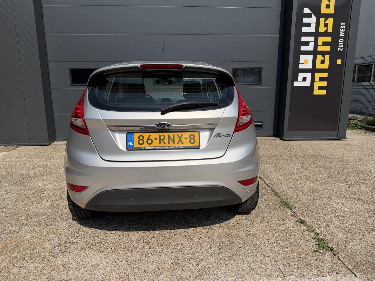 Ford Fiësta 1.6 Ti-vct 88KW 5DR 2011 Grijs  Airco Apk  Nap