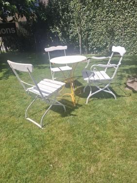 Zeer oude tuinset