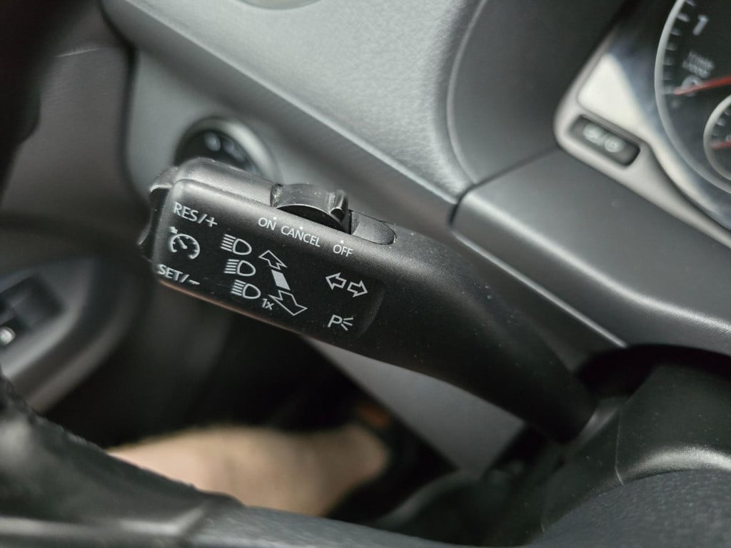 Volkswagen Caddy occasion 1.2 tsi highline 5 persoons uitvoering met grote 