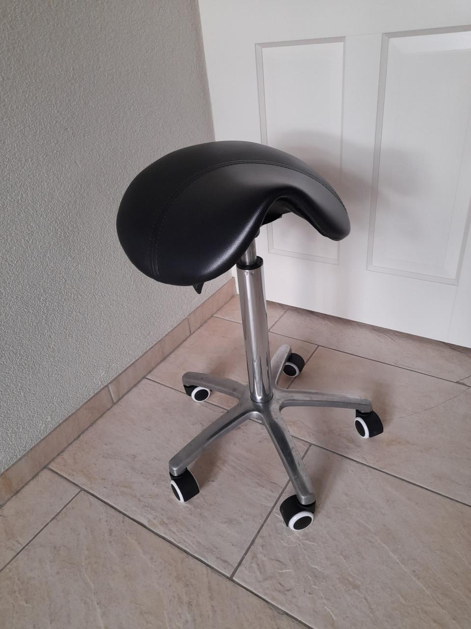 Zadelkruk (in goede staat ) hoogte verstelbaar!