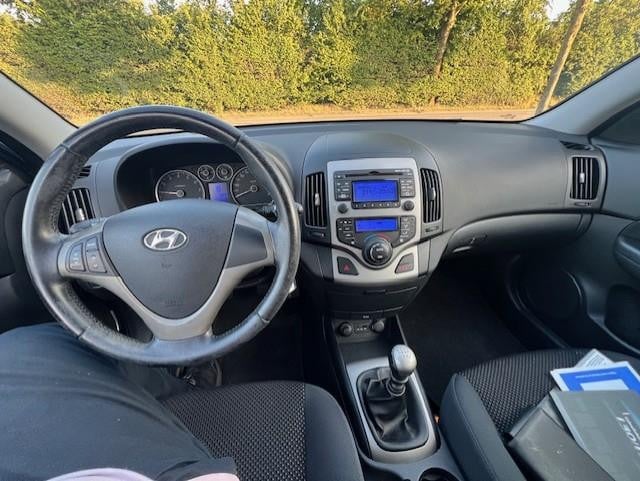 Hyundai I 30 cw 1.6i blue dynamic