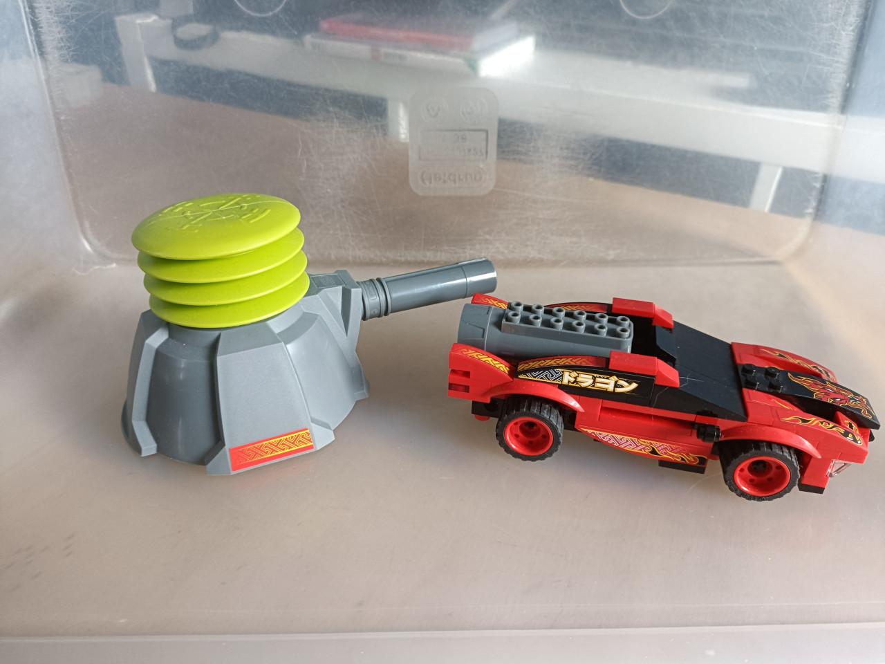 Lego 8227 Racer Dragon Dueler