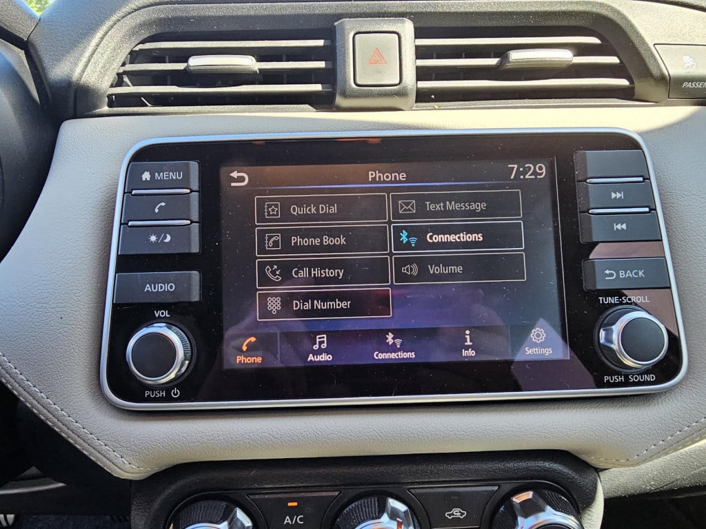 Nissan Micra 1.0 ig-t n-connecta