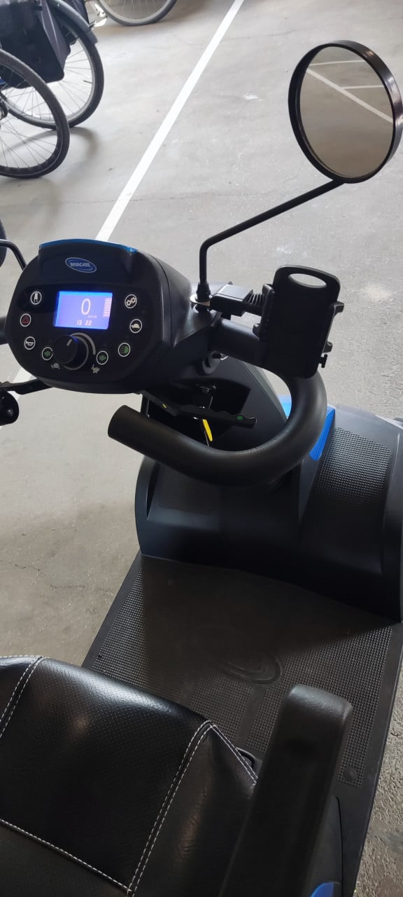 Scootmobiel Invacare Comet Pro