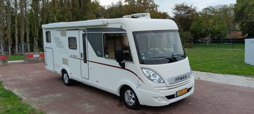 Hymer Exsis-i 764, 2013 met 131650 km, in prima staat