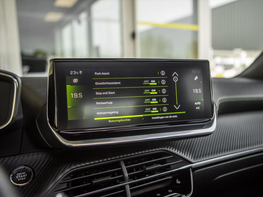 Peugeot 2008 1.2 puretech 130pk gt automaat | panoramadak | leder | elek. s