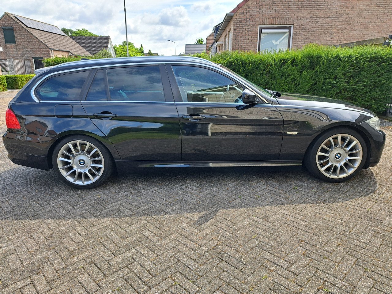 BMW 325d Touring