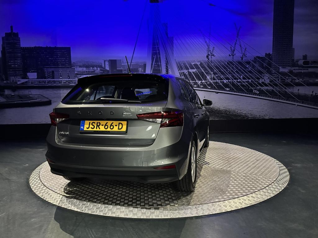 Skoda Fabia 1.0 tsi business edition *navi*appconnect*camera*clima