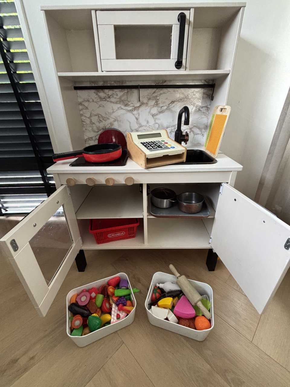 Gepimpt IKEA keukentje