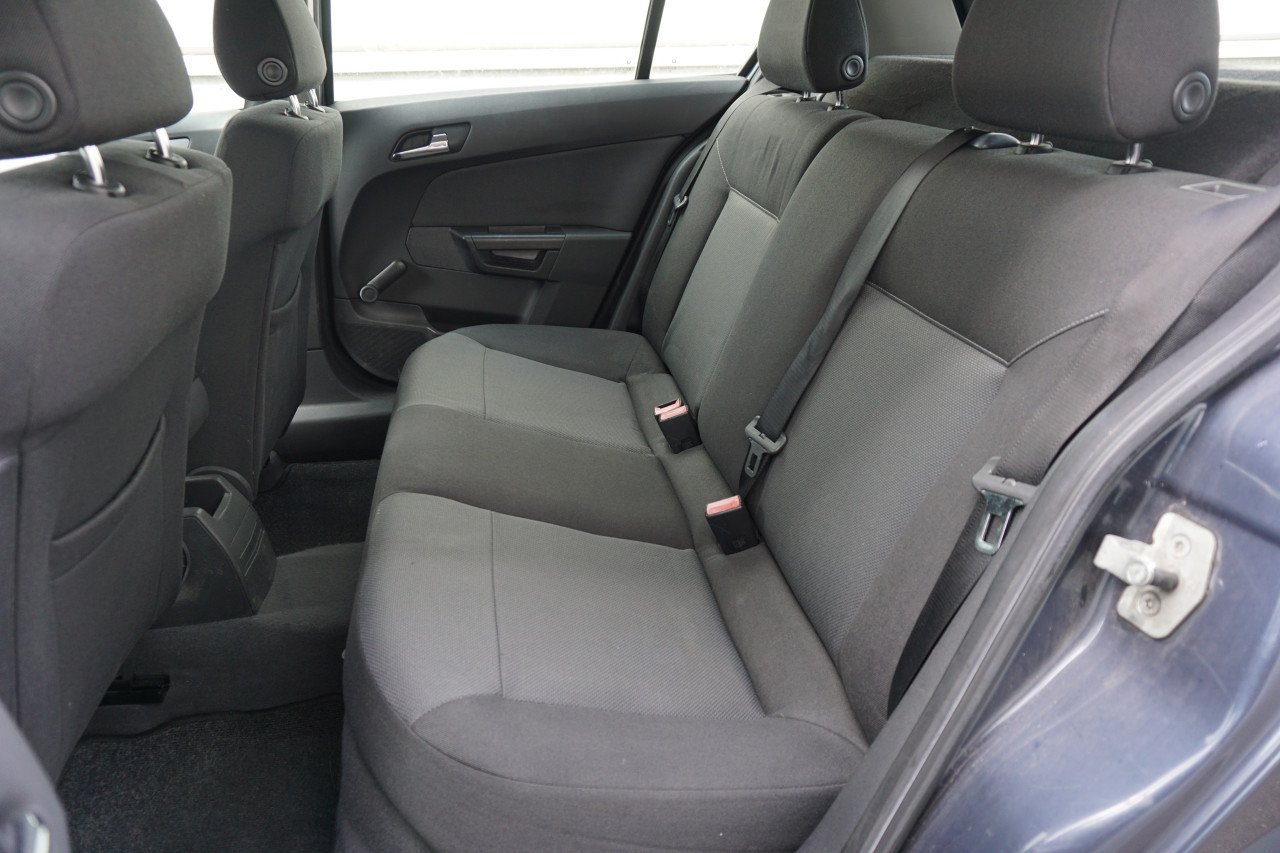 Opel Astra 1.4 Edition - Airco / Elekt. ramen / Cruise / Trekhaak / NAP