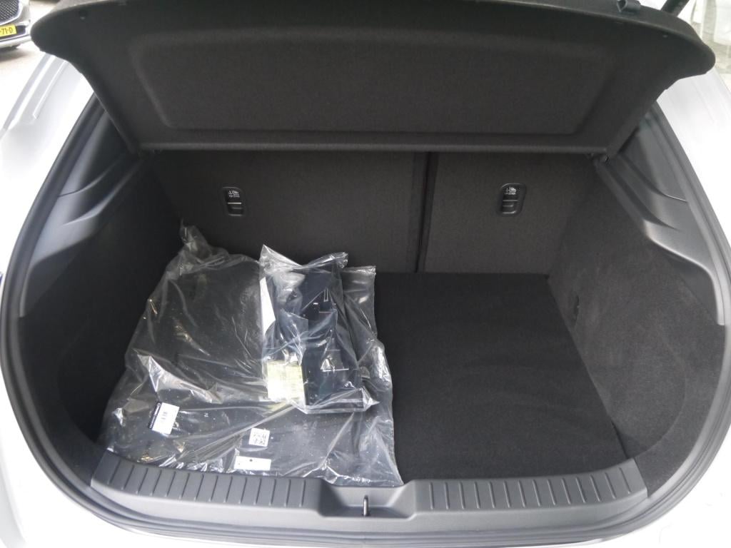 Mazda Cx-30 2.5 e-skyactiv-g m hybrid 140 pk nagisa