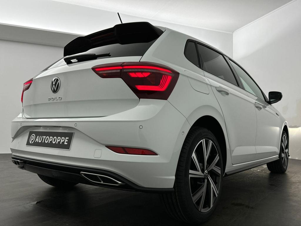 Volkswagen Polo r-line-edition 1.0 70 kw / 95 pk tsi hatchback 7 v