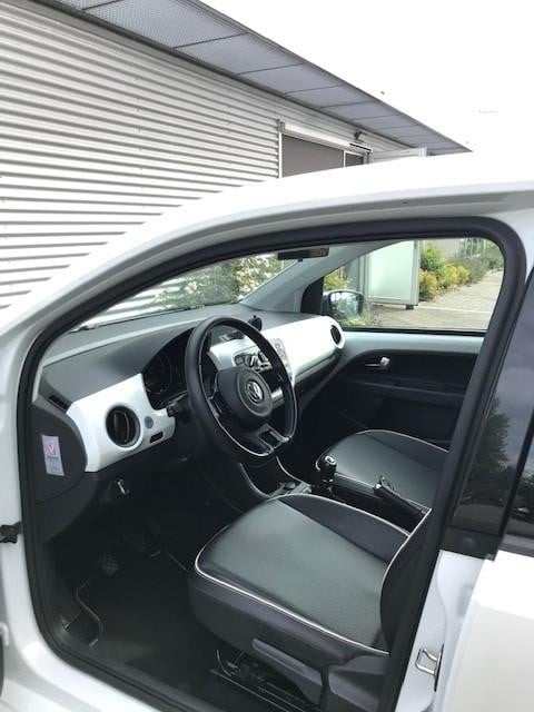 Volkswagen UP! 1.0 high up! volkswagen up