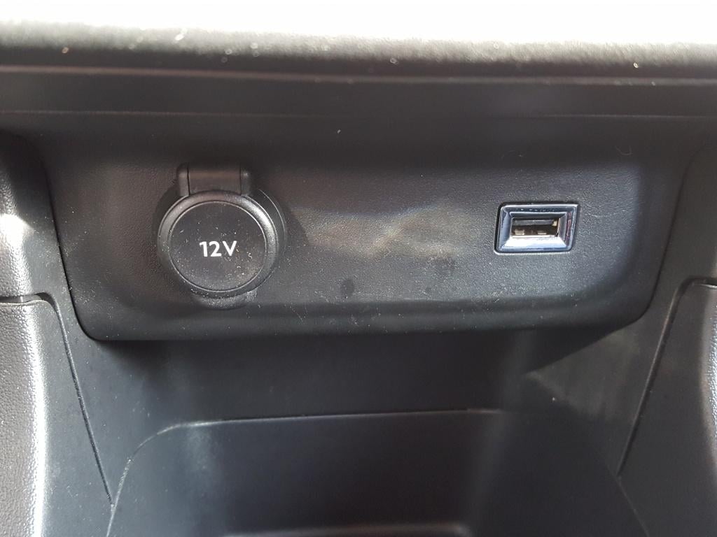 Citroen C3 1.2 puretech 110pk s&s c-series apple carplay & android auto | n