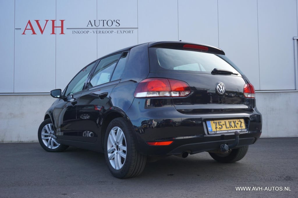 Volkswagen Golf 1.6 tdi highline bluemotion