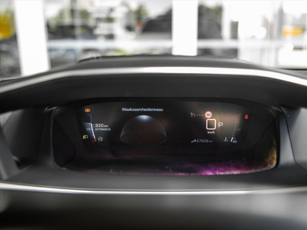Peugeot 2008 1.2 puretech 130pk gt-line automaat | panoramadak | camera | n