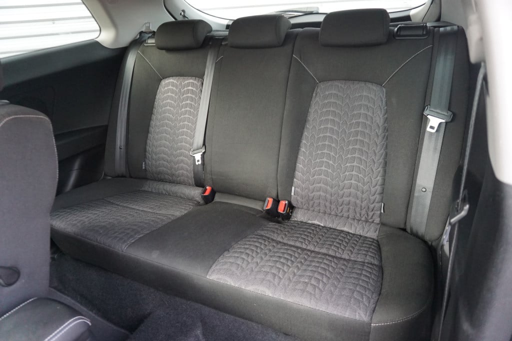 Kia Pro Cee D 1.6 cvvt seven sport airco / navi / cruise / camera / elektr.