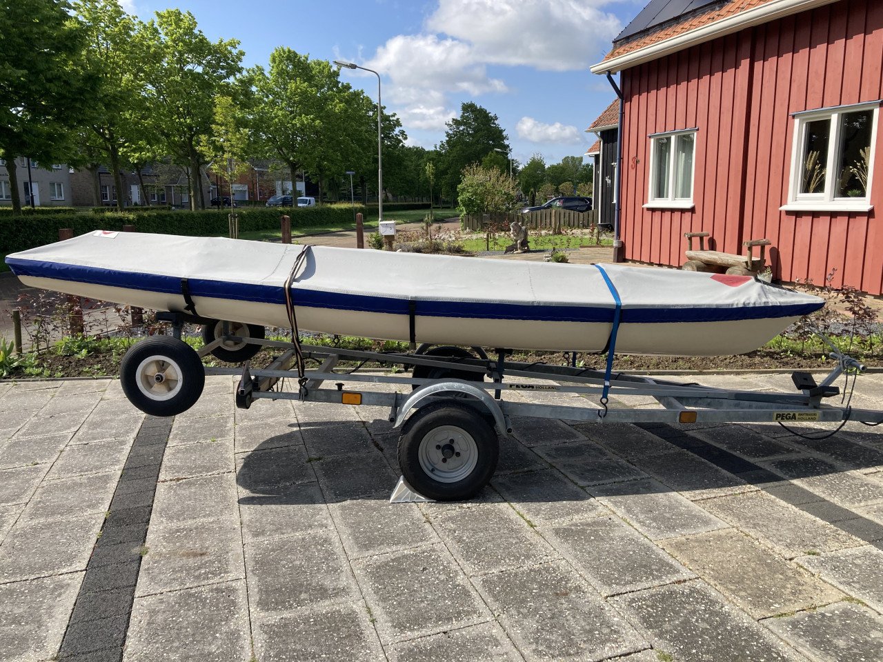 Laser  met trailer