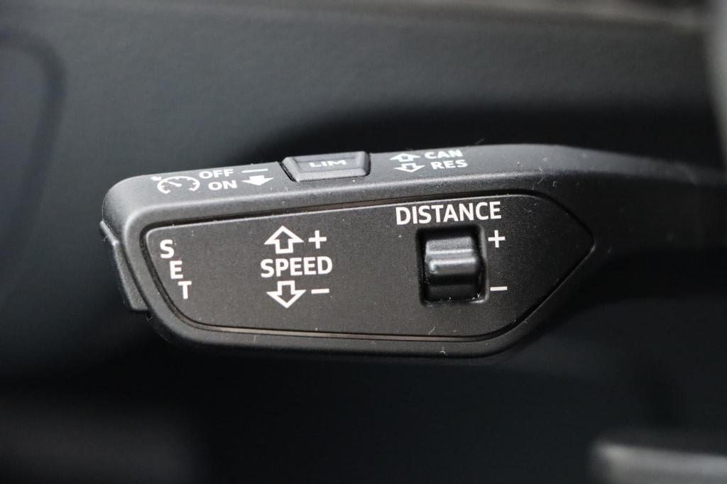 Audi Q5 55 tfsi e s line quattro 367pk s tronic | trekhaak | stoel- en stuu