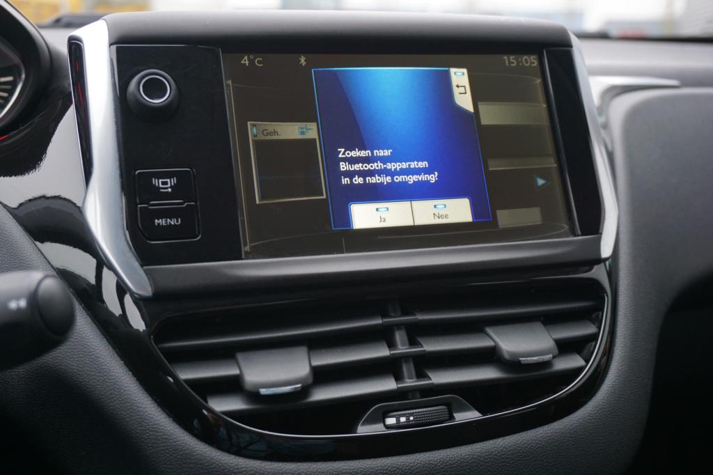 Peugeot 208 1.2 vti allure airco / cruise / elektr. ramen / parkeers. / nap