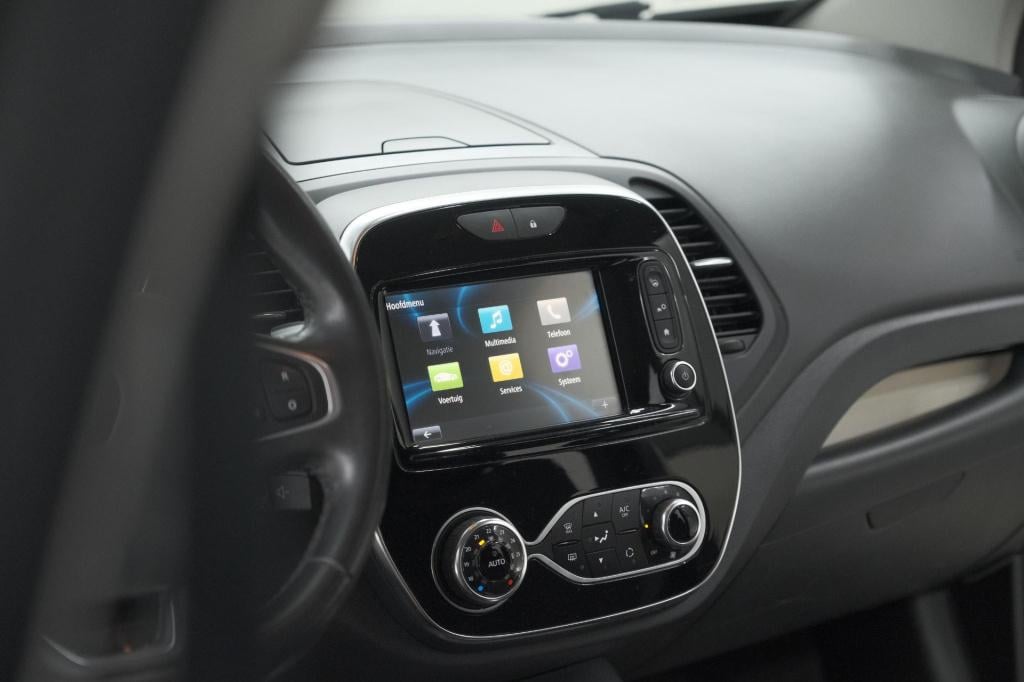 Renault Captur tce 120 edc intens | camera | dodehoekdetectie | navigatie |