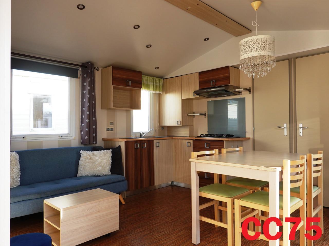 Compact IRM chalet met middenkamer, 2 slaapkamers  en dubbel glas te koop