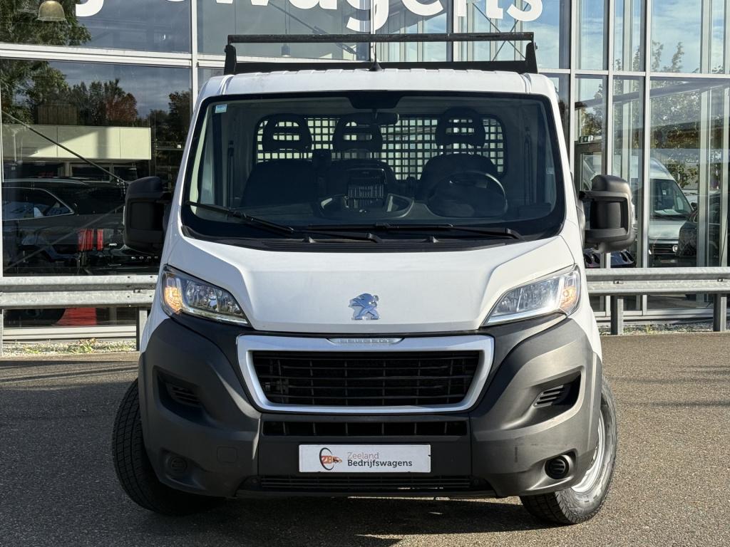 Peugeot Boxer 335 2.2 bluehdi 165 l4 pick-up | open laadbak | trekhaak 3.5t
